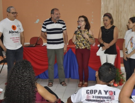 Em Santo Amaro, Abraço e Agência Tambor avançam na capacitação dos radialistas comunitários
