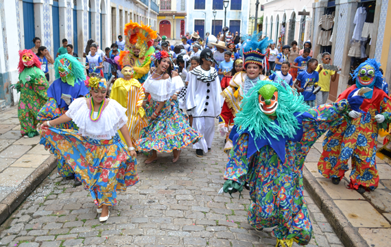 O carnaval tradicional do Maranhão resiste!