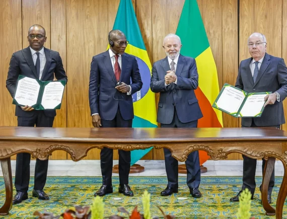 Importância da África! Lula recebe presidente do Benin e assina vários acordos