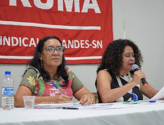 APRUMA discute extinção de departamentos da UFMA em assembleia