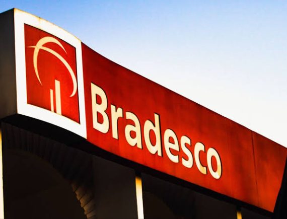 Bradesco fecha agências e prejuízos sociais são inevitáveis