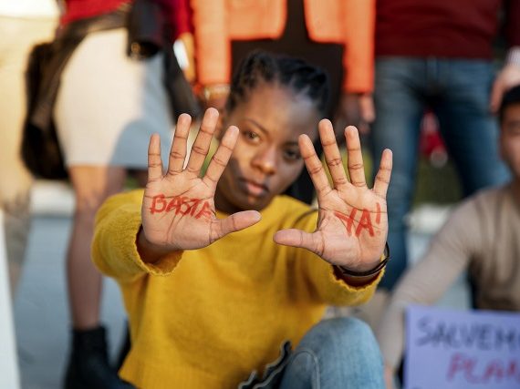 Denuncia de racismo contra empresa de tratamento de água, em Teresina