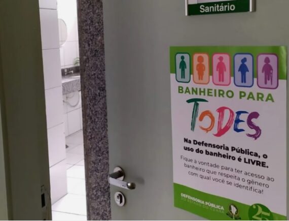 Defensoria pública reage contra PL que proíbe acesso de mulheres trans a banheiros femininos