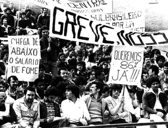 Cresce o número de trabalhadores com carteira assinada e avança a filiação sindical