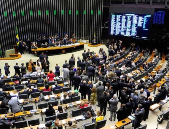 Sindicato mobiliza trabalhadores em defesa de concursados atingidos pela privatização da Eletrobras